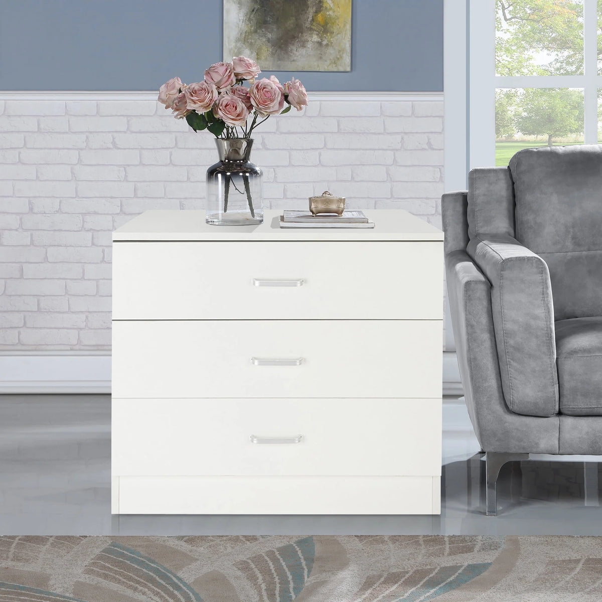 Black 4 Drawer Wood Dresser U740