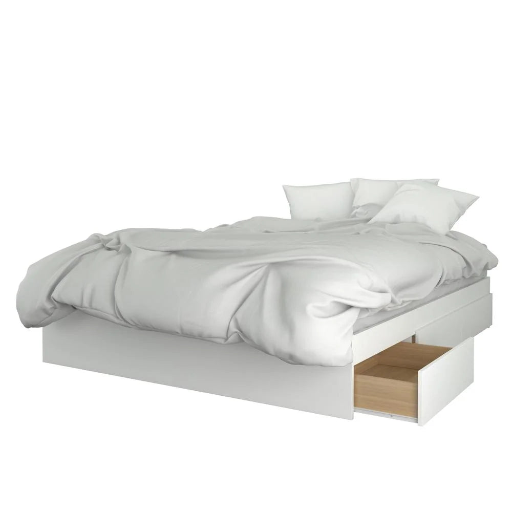 4 Piece Queen Size Walnut and White Bedroom Set J946