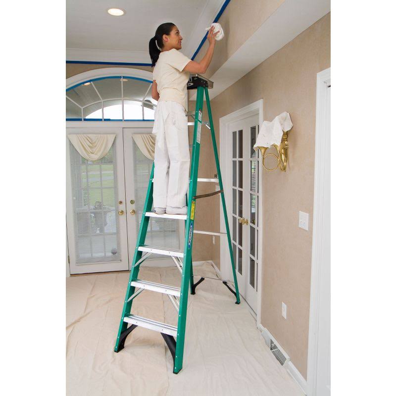 8 ft. Fiberglass Step Ladder O172