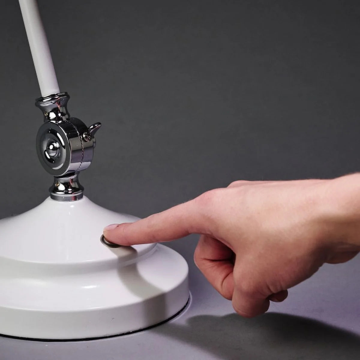 White LED Desk Lamp I444