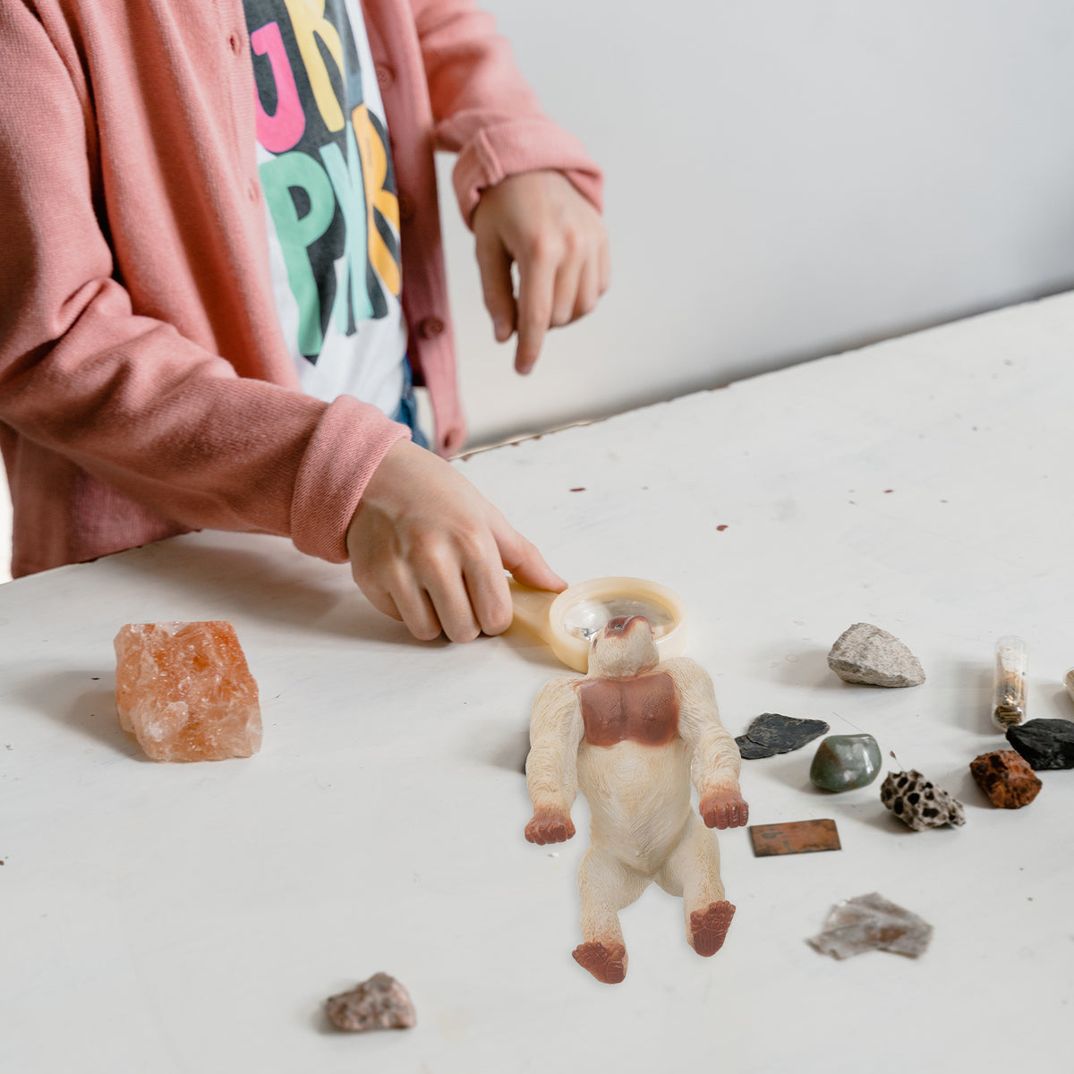 White Plastic Chimpanzee Action Figure I939